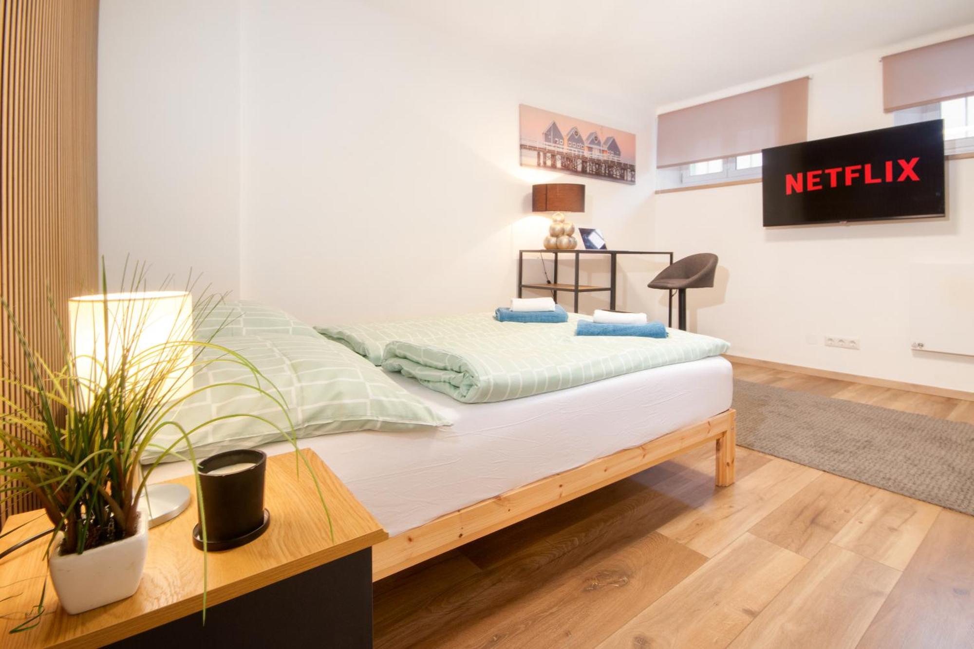 Lendkanal - City - Netflix - Waschmaschine - Kaffeevollautomat - 8 Pax - 4 Schlafzimmer Klagenfurt am Woerthersee Exteriér fotografie