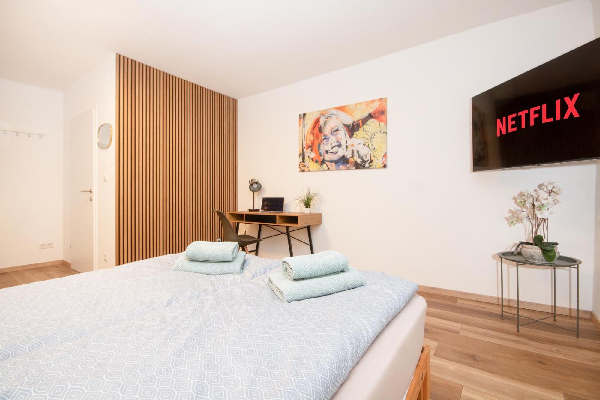 Lendkanal - City - Netflix - Waschmaschine - Kaffeevollautomat - 8 Pax - 4 Schlafzimmer Klagenfurt am Woerthersee Exteriér fotografie