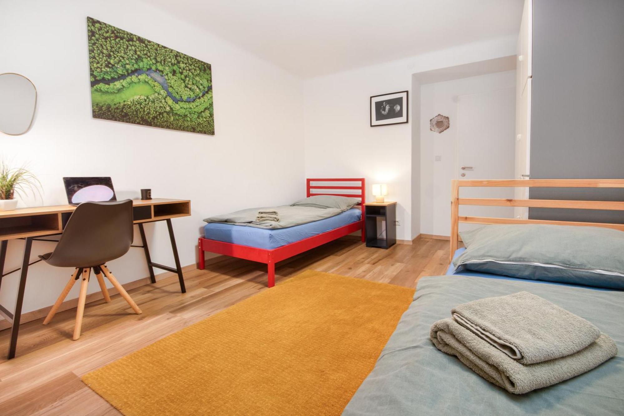 Lendkanal - City - Netflix - Waschmaschine - Kaffeevollautomat - 8 Pax - 4 Schlafzimmer Klagenfurt am Woerthersee Exteriér fotografie